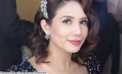 Karylle Files Leave of Absence from It's Showtime Due to This .